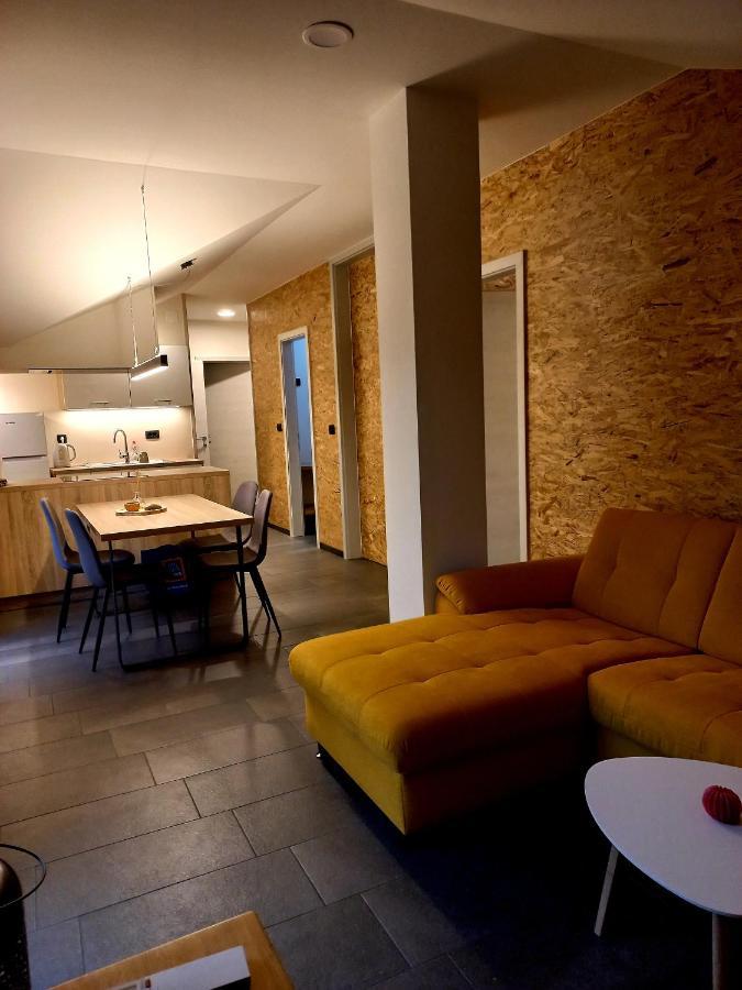 Hisa Lukc Apartment Kobarid Bagian luar foto